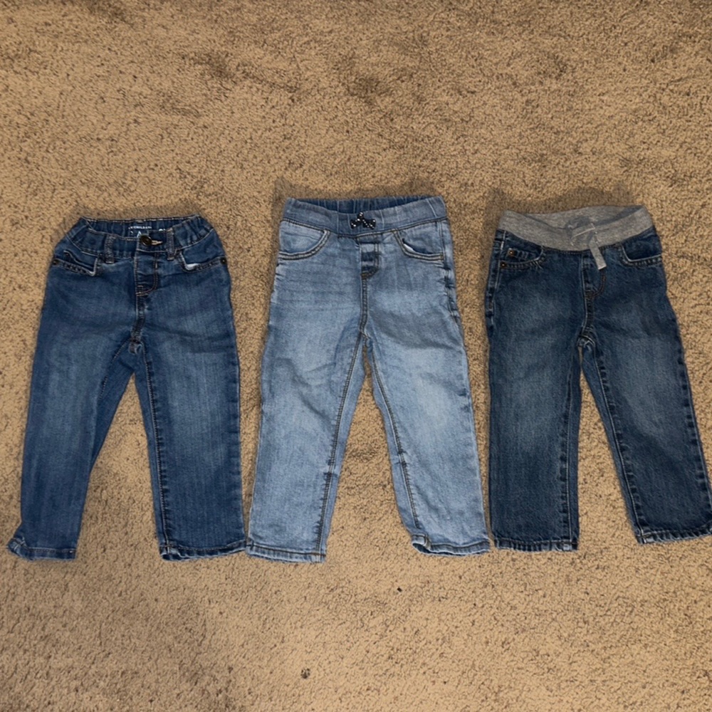 Jeans Bundle. 2t